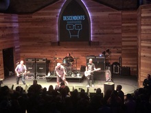 Descendents on Oct 13, 2019 [653-small]