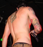 Julien-K ~ Ryan Shuck, tags: Julien-K, Los Angeles, California, United States, The Roxy Theatre - Julien-K / TheStart / DEAD ROSE BEAUTY / Chester Bennington special guest on Apr 8, 2009 [866-small]