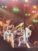 Queen / Thin Lizzy on Feb 10, 1977 [949-small]