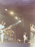 Queen / Thin Lizzy on Feb 10, 1977 [951-small]