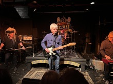 Nada Surf / The Cle Elum on Apr 23, 2025 [617-small]