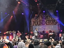 tags: New Found Glory, Leeds, England, United Kingdom, Crowd, Temple Newsam Park - Slam Dunk Festival North 2019 on May 25, 2019 [791-small]