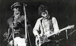 John Paul Jones / Gambit / Bruce Springsteen & The E Street Band on May 5, 1973 [332-small]
