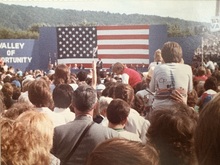 tags: President Ronald Reagan - President Ronald Reagan on Sep 12, 1984 [885-small]
