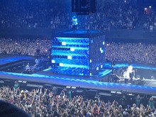 Billie Eilish, tags: Billie Eilish, Amsterdam, North Holland, Netherlands, Ziggo Dome - Billie Eilish / Finneas / Tom Odell on May 4, 2025 [343-small]
