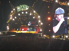Vintage Trouble / AC/DC on Sep 25, 2015 [606-small]