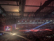 Taylor Swift / girl in red / Owenn on Jun 10, 2023 [920-small]