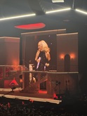 Sabrina Carpenter / Rachel Chinouriri on Mar 13, 2025 [202-small]