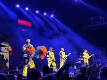 Devo on May 9, 2025 [384-small]