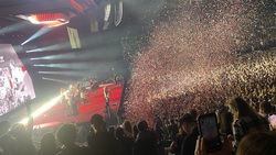 Paramore / Remi Wolf on Nov 30, 2023 [706-small]