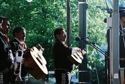 The Son de Mariachi Band / Maru Montero Dance Troupe on May 5, 2011 [998-small]