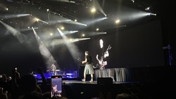 Bryan Adams on May 11, 2025 [459-small]