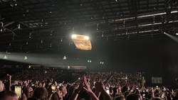 Bryan Adams on May 11, 2025 [466-small]
