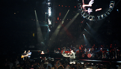 Billy Joel / Elton John on Feb 22, 2010 [062-small]