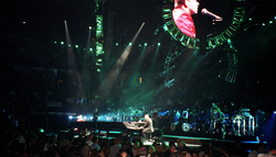 Billy Joel / Elton John on Feb 22, 2010 [063-small]