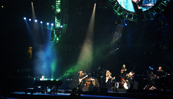 Billy Joel / Elton John on Feb 22, 2010 [065-small]