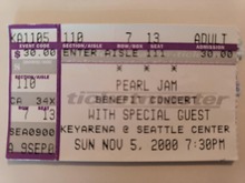 Supergrass / Red Hot Chili Peppers / Pearl Jam on Nov 5, 2000 [260-small]