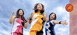 Shonen Knife / Tranen on May 21, 2025 [784-small]