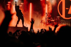 Twenty One Pilots / Balu Brigada on Sep 11, 2024 [923-small]