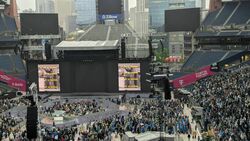 Kendrick Lamar / SZA / DJ Mustard on May 17, 2025 [350-small]