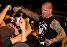 Bleeding Through ~ Brandan Schieppati, tags: Bleeding Through, Anaheim, California, United States, City National Grove of Anaheim - Tiger Army / Bleeding Through / Milwaukee Wildmen on Oct 31, 2009 [778-small]
