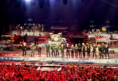 Bruce Springsteen & The E Street Band on May 20, 2025 [920-small]