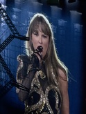 Taylor Swift / Gracie Abrams on Nov 16, 2024 [752-small]
