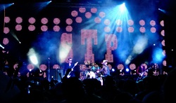 tags: Stone Temple Pilots - WBCN River Rave on Jun 1, 2008 [409-small]