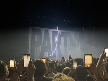 Charli xcx / Finn Keane on Apr 22, 2025 [229-small]