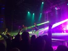 Yellowcard / Dryjacket / Like Torches on Nov 4, 2016 [400-small]