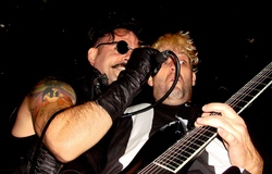 3TEETH ~ Alexis Mincolla & Chase Brawner, tags: 3TEETH, Los Angeles, California, United States, The Viper Room - 3TEETH on Aug 21, 2015 [986-small]