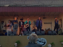 Annlaug og Ranveig / Tusmørket / Eplemøya Songlag / Drolsum Stasjon / Albert & Elise / Onkel Tuka on Aug 6, 2011 [517-small]
