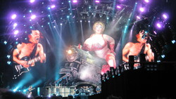 AC/DC / Audrey Horne on May 30, 2010 [683-small]