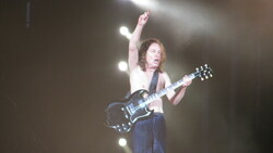 AC/DC / Audrey Horne on May 30, 2010 [685-small]