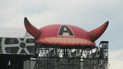 AC/DC / Audrey Horne on May 30, 2010 [690-small]