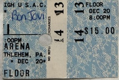 Bon Jovi / Cinderella on Dec 20, 1986 [360-small]