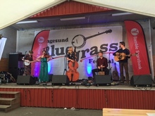 Straps / Skare / Drolsum Stasjon on Jun 18, 2016 [728-small]