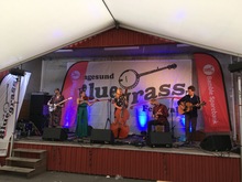 Straps / Skare / Drolsum Stasjon on Jun 18, 2016 [730-small]