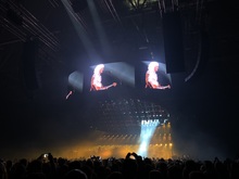 Queen / Adam Lambert on Jun 17, 2018 [942-small]