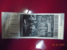 KISS / Imperial State Electric on Jun 24, 2010 [613-small]