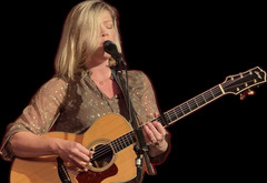 Liz Longley / Sam Robbins on Jun 8, 2025 [002-small]