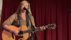 Liz Longley / Sam Robbins on Jun 8, 2025 [016-small]