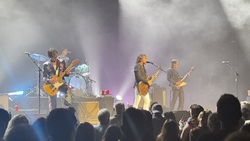 Jet / Band of Skulls on Jun 10, 2025 [264-small]