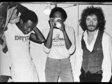 Chicago / Bruce Springsteen & The E Street Band on Jun 13, 1973 [997-small]