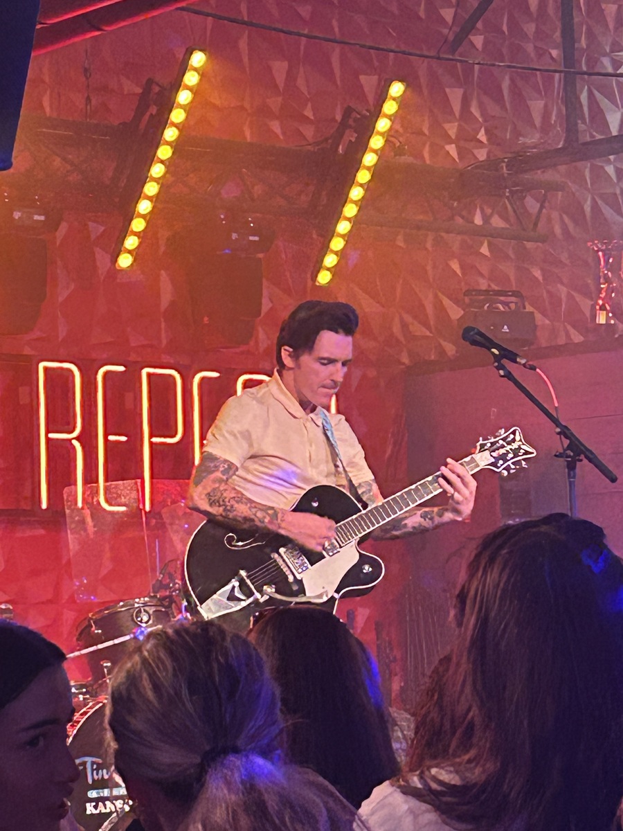 Drake Bell Concert \u0026 Tour History (Updated for 2026) | Concert Archives, image size:900x1200