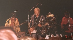 Tom Petty and the Heartbreakers on Jun 2, 2001 [532-small]
