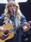 Texas / Rianne Downey on Jun 15, 2025 [891-small]