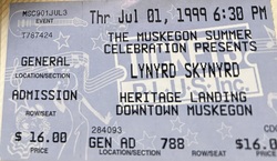 Lynyrd Skynyrd on Jul 1, 1999 [428-small]