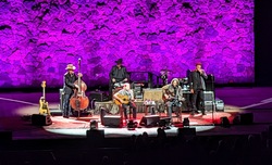 Willie Nelson on Apr 24, 2023 [458-small]