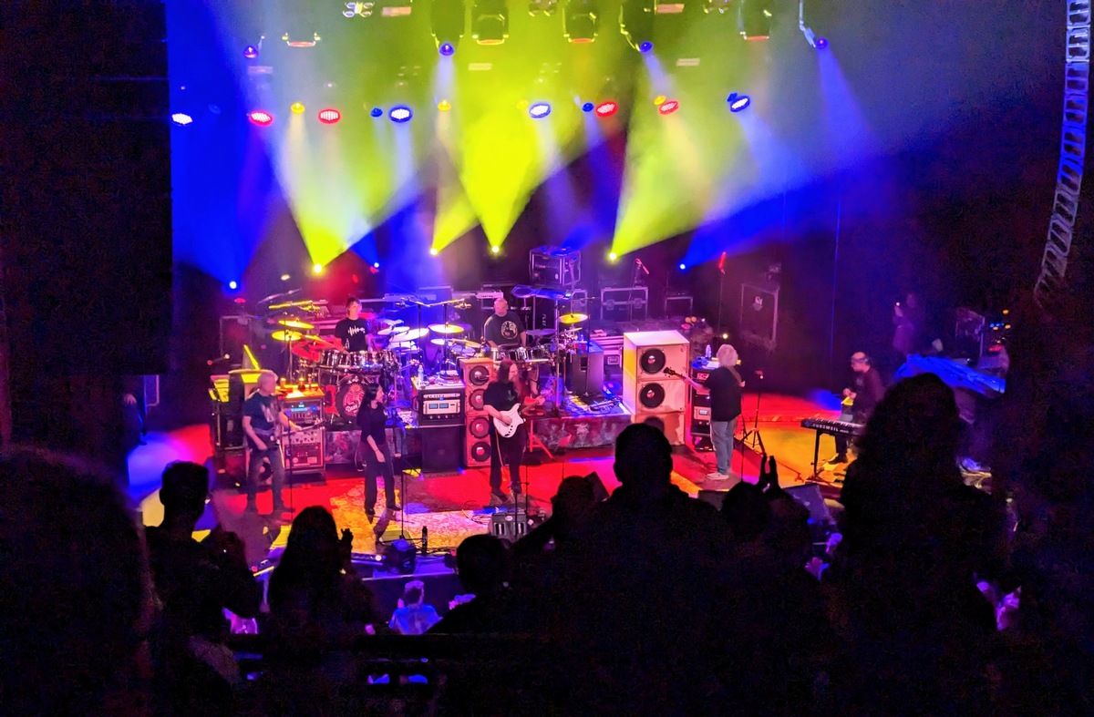 Concert History of The Warfield Theatre San Francisco